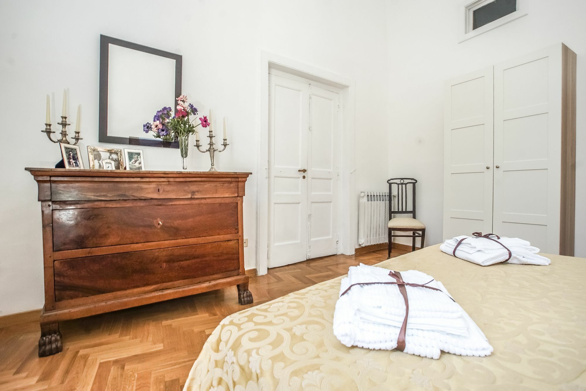 Appartement Casa Napoletana - San Domenico à Naples Extérieur photo