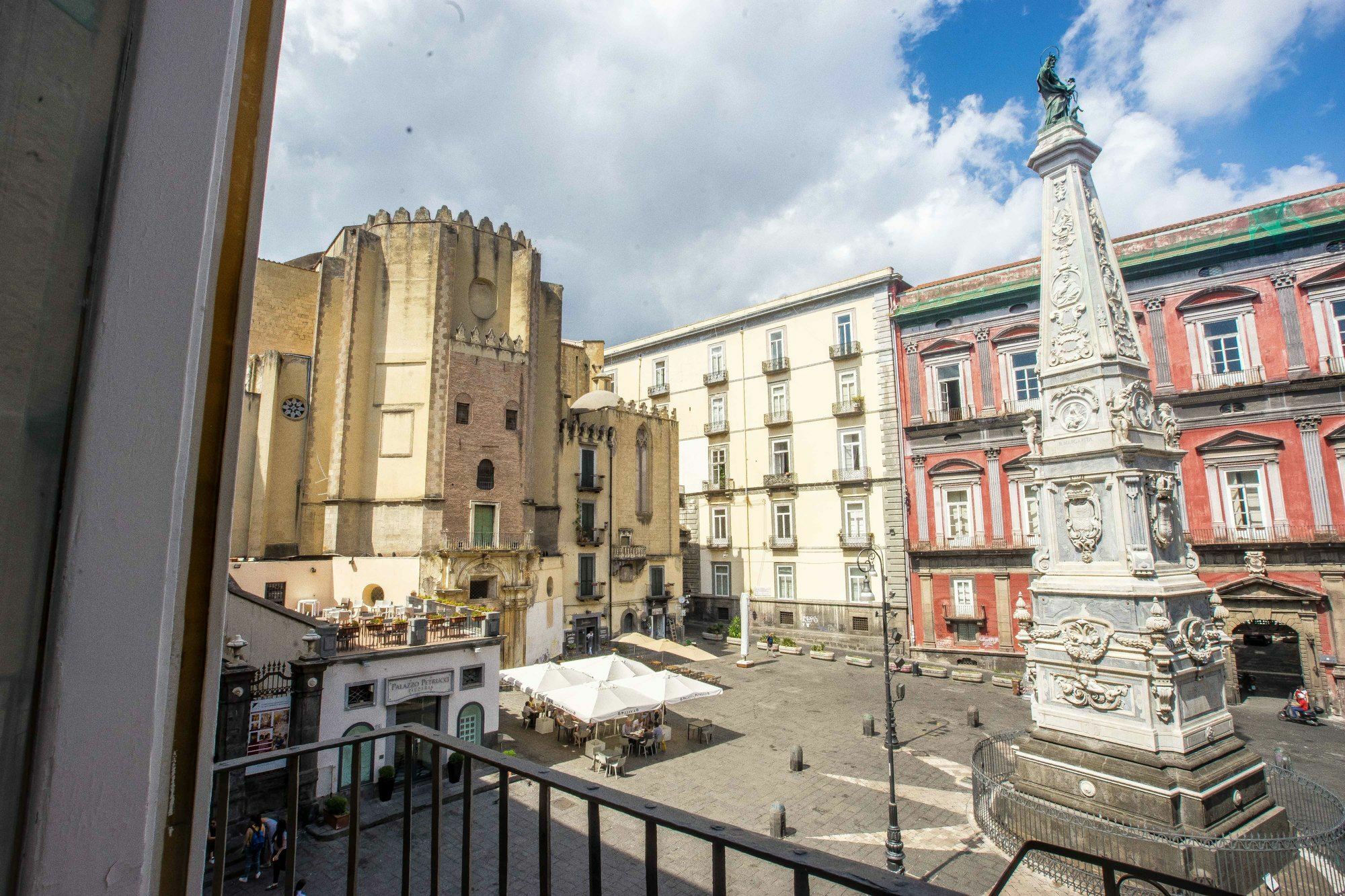 Appartement Casa Napoletana - San Domenico à Naples Extérieur photo
